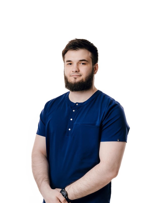 Булатбиев Ибрагим Идрисович — врач-стоматолог клиники ДантистЪ, Сергиев Посад